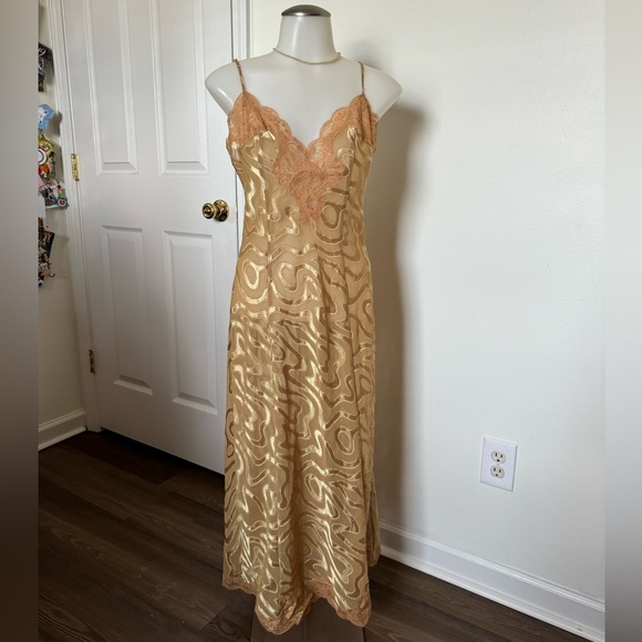 Vintage Victorias Secret Stunning Gold Maxi Slip Dress XS - Picture 1 of 6